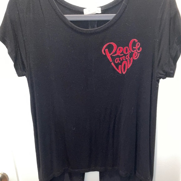 Peace and Love tie back shirt - Picture 1 of 3